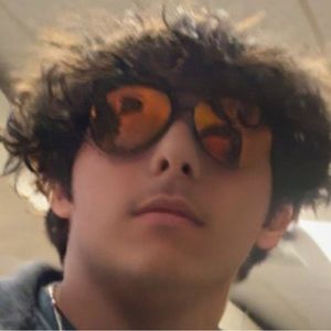 Meet your Posher, Braxton